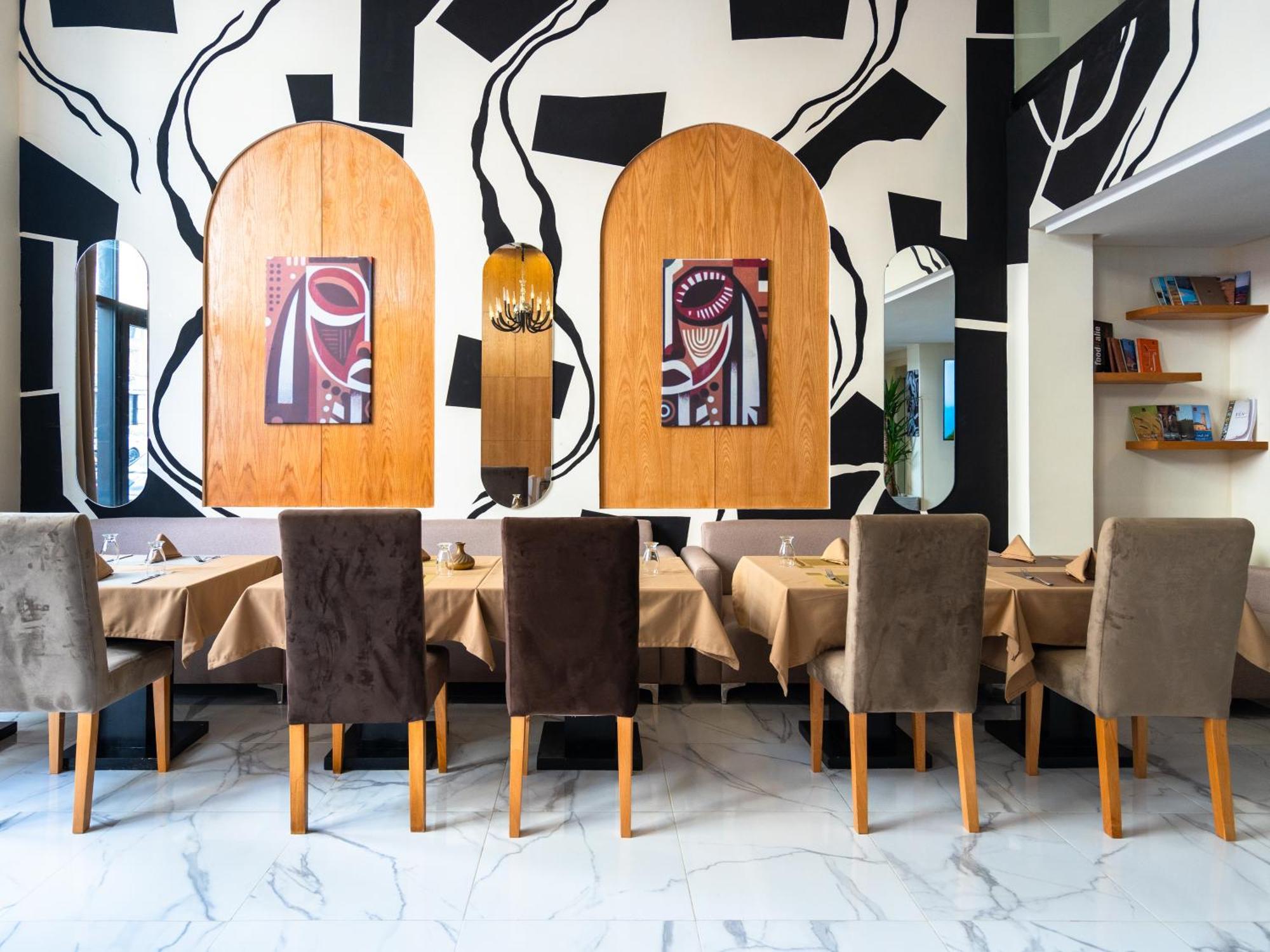Unico Hotel Maarif Касабланка Экстерьер фото